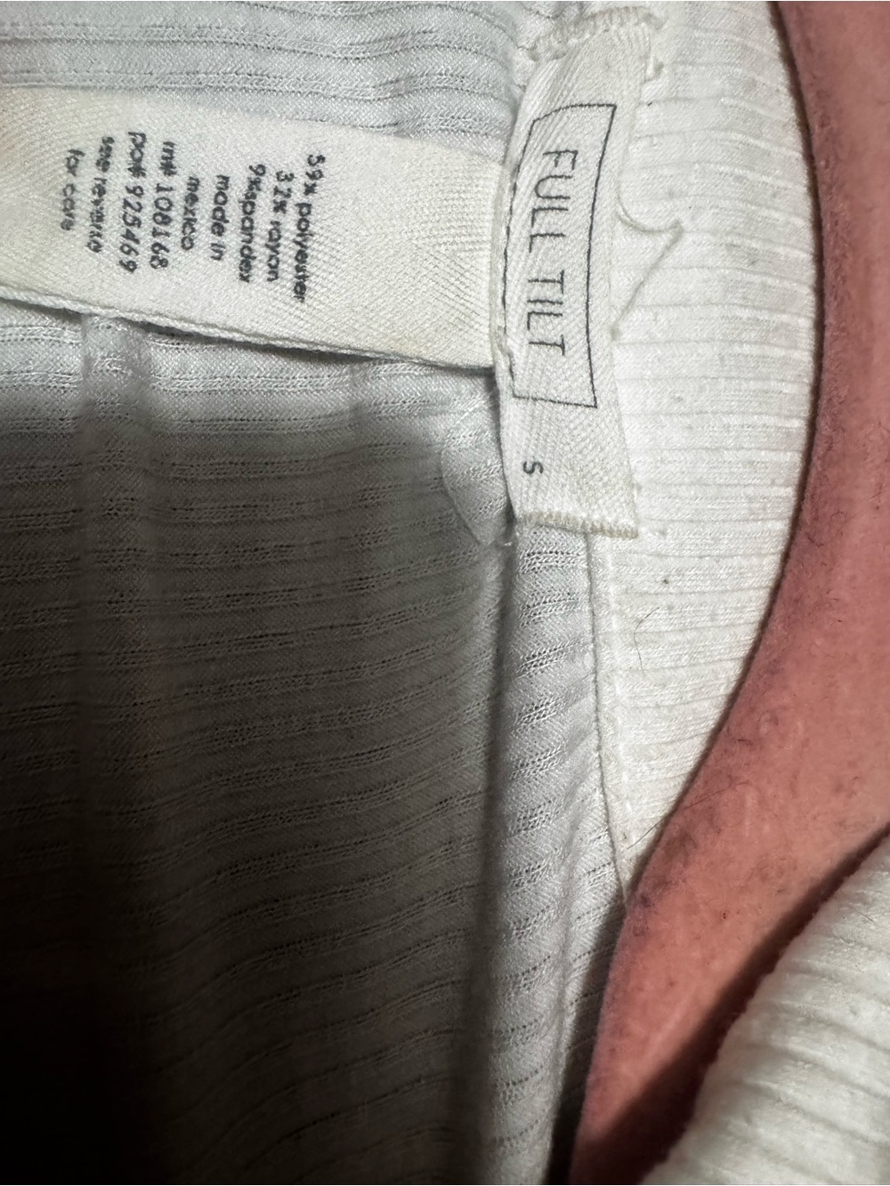 Tilly's Ribbed V-Neck Long Sleeve Crop Top in Cream - Picture 3 of 3